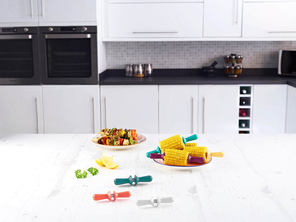 Zyliss Opaque interlocking corn holders six