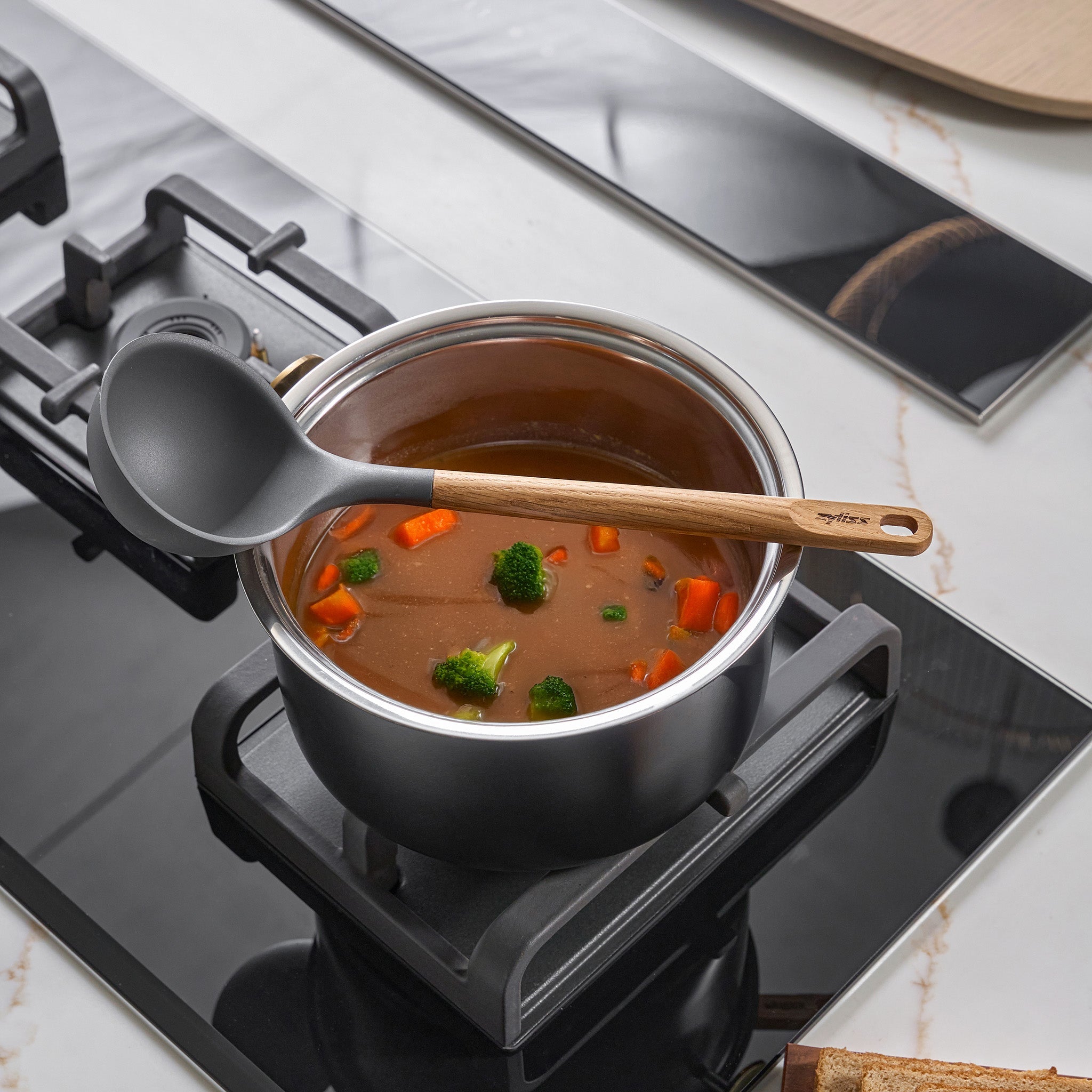 Zyliss Oak Wood Ladle Large