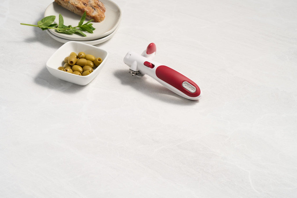 Zyliss Lock lift can opener red